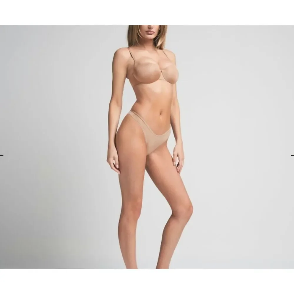 SKIMS Clay Push up Balconette Bra - Picture 2 of 3